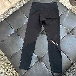 Nike One OTF coach tights